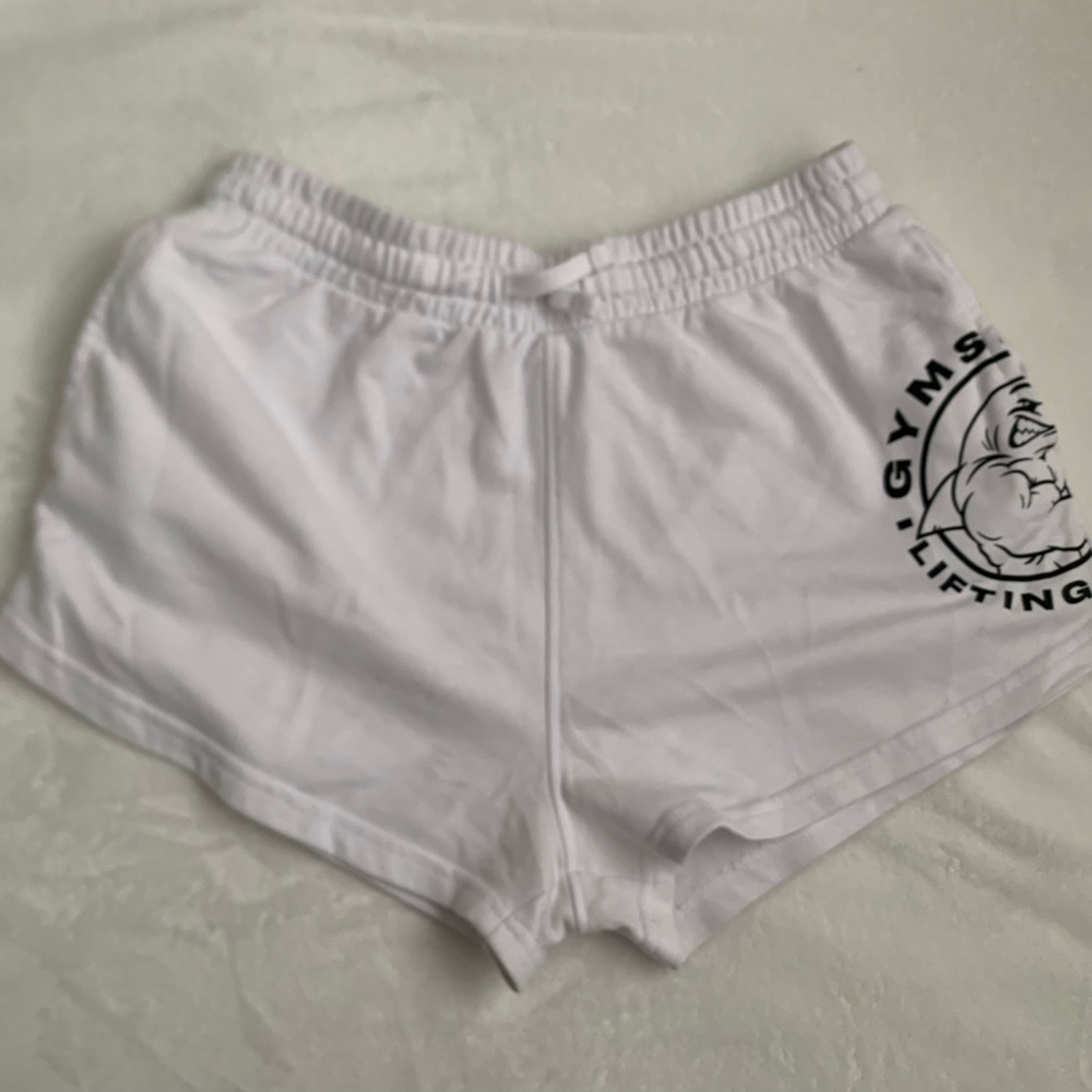 Gymshark white lounge shorts 🤍